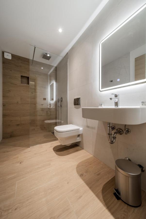 Rei House Apartmani เบลเกรด ภายนอก รูปภาพ